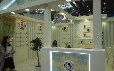 Производство алюминиевых выставочных стендов в Москве